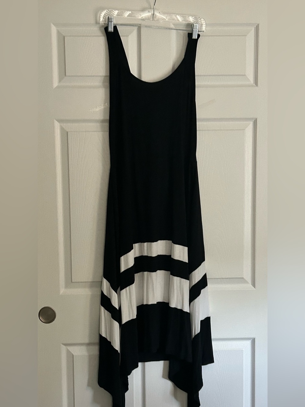 VENUS Black and White Asymmetrical Handkerchief Hem Dress